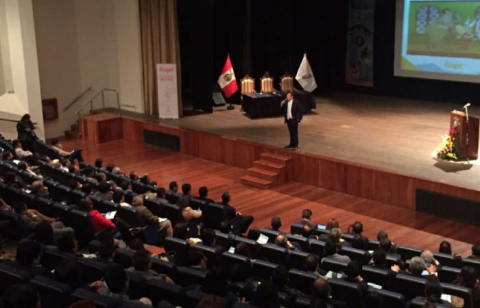 Hoy inició el Seminario Internacional de identificación y transformación digital en la ciudad de Lima – Perú